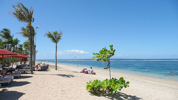 Pantai Nusa Dua Bali