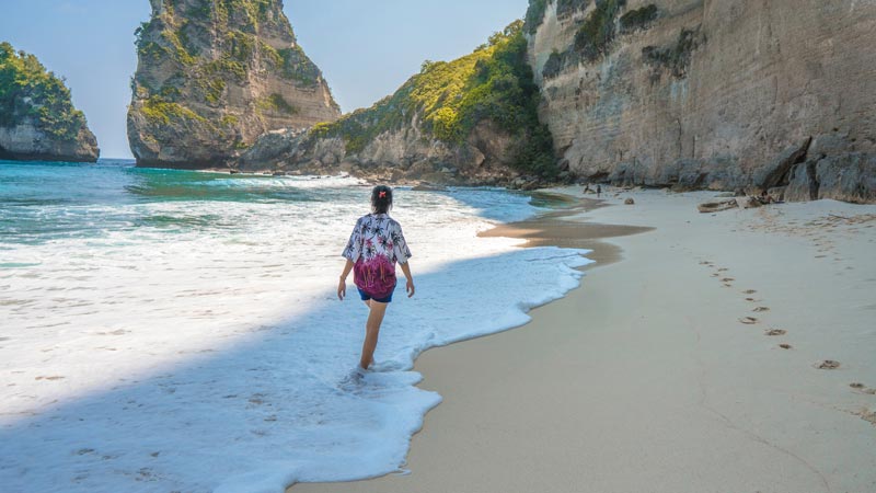 Pantai Pasir Putih Di Pulau Nusa Penida