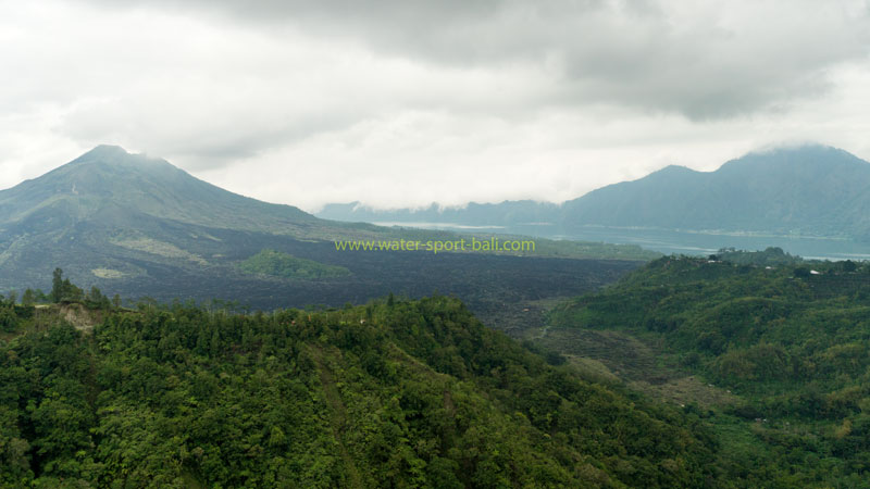 Pemandangan Gunung Batur Kintamani Di Siang Hari