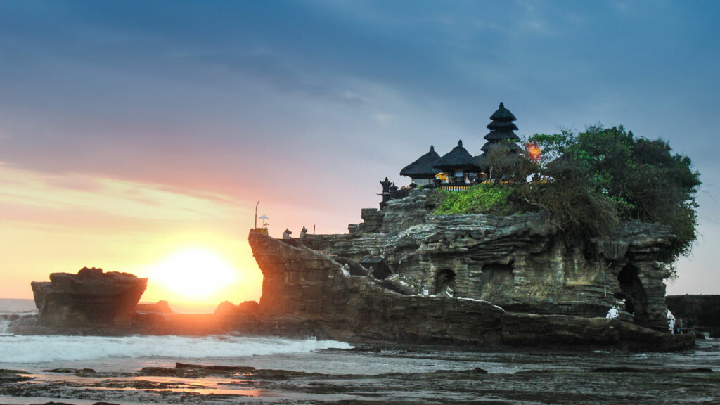 10 Tempat Melihat Sunset Terbaik Di Bali