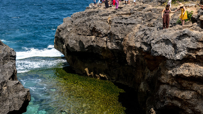 Angel's Billabong Nusa Penida Aktivitas Wisata Gratis di Bali