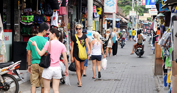 Jalan Legian Bali