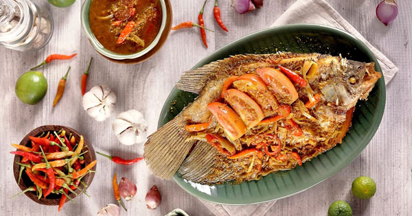 Gurami Pesmol Ikan Bakar Cianjur Renon - 5 Tempat Makan Favorit Di Denpasar