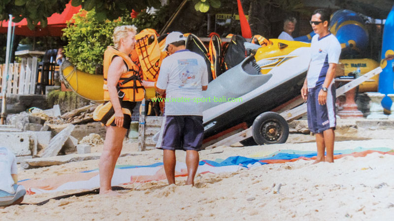 Persiapan Terbang Water Sport Bali