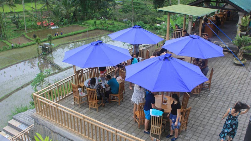 Area Restoran Rafting BMW Telaga Waja