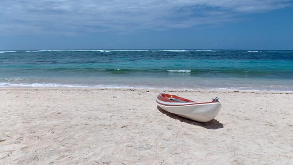 Daya Tarik Pantai Sanur