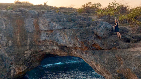 Bagaimana Cara Dari Nusa Penida Ke Broken Beach?