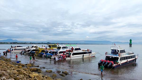 Pelabuhan Fast Boat