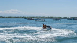 Aktivitas water sport di Bali Jet Ski Tanjung Benoa
