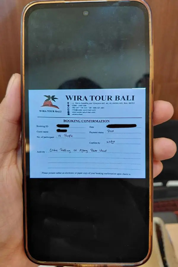 Voucher booking rafting di smartphone