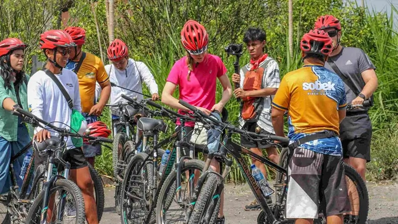 Pemandu memberi arahan sebelum Sobek Cycling Kintamani